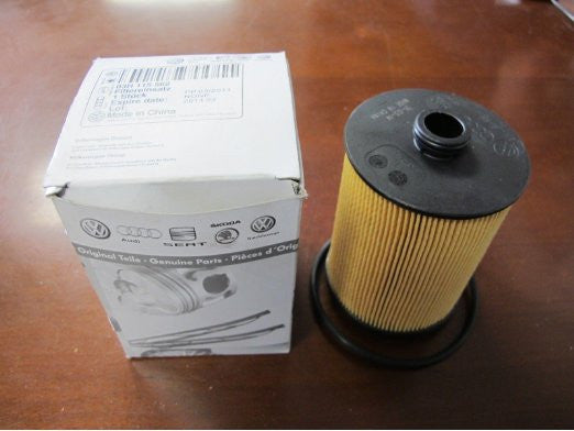 Volkswagen Engine Oil Filter 03H 115 562